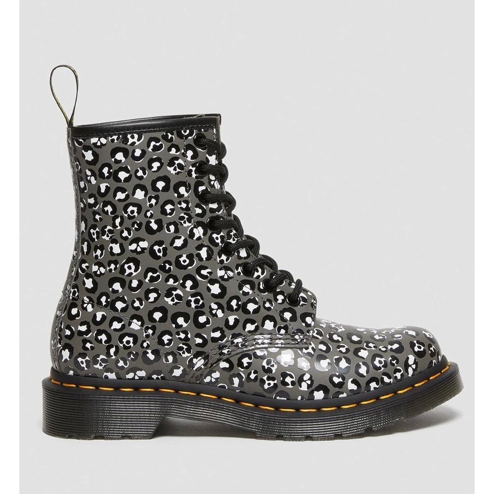 Dr. Martens NWOT 1460 Women's Gray Leopard Print Lace Up Boots Sz. US 8